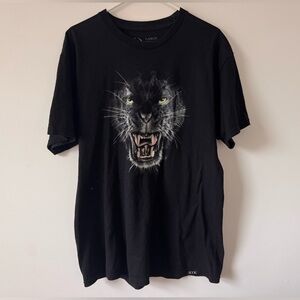 Black T-Shirt with Fierce Panther Animal Wildlife Graphic 100% Cotton Size L
